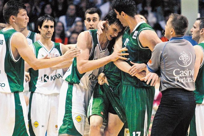 Strasti v finalu košarkarskega državnega prvenstva med Krko in Olimpijo so iz tekme v tekmo bolj napete. 