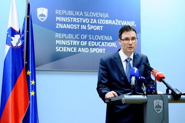 Državni sekretar Aljuš Pertinač (Foto: STA) 
