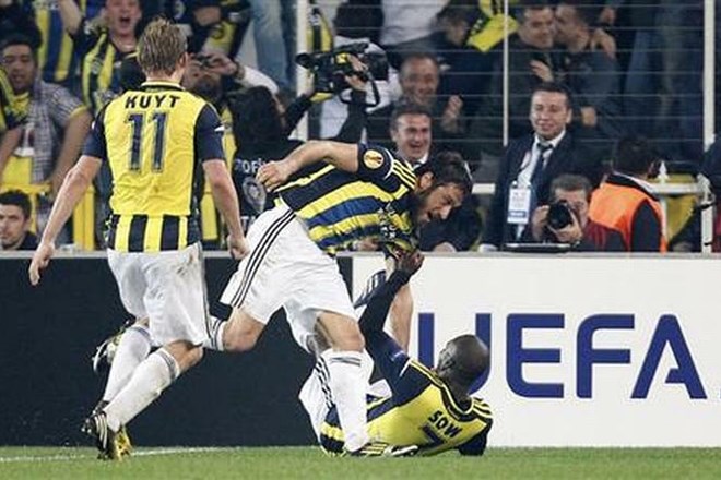Eden od najbolj priljubljenih turških klubov Fenerbahče je bil ob nastopanje v ligi prvakov že v sezoni 2011/12. (Foto:...