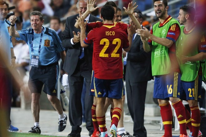 Španski nogometaši do 21 let so uspeli ubraniti naslov prvaka z zmago nad Italijani.     