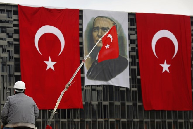 Protesti proti Erdoganu tudi v Nemčiji: "Evropa ve, kaj je na stvari - v Ankari vlada fašist"