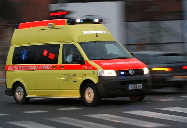 Hrvatica umrla pred zaprtimi vrati zdravstvenega doma