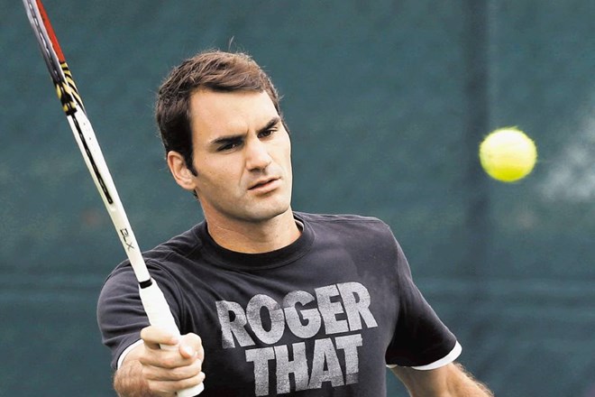 Nesporni wimbledonski kralj zadnjih desetih let, lanski in do zdaj sedemkratni zmagovalec Roger Federer se že zavzeto...