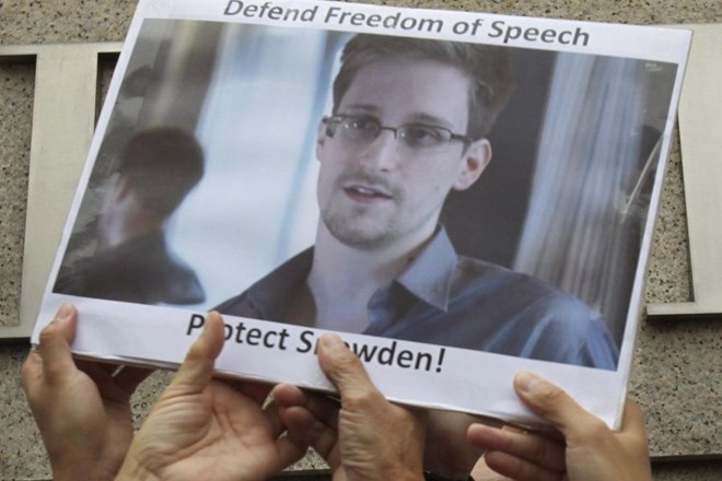 Ruska tiskovna agencija Itar-Tass je medtem danes ob sklicevanju na neimenovane varnostne vire poročala, da lahko Snowden v...