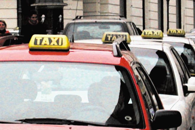 Raziskava avto-moto zveze iz vse Evrope iz leta 2011 je pokazala, da je kakovost ljubljanskih taksi služb porazna. 