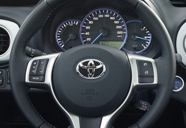 Toyota mora vpoklicati 185.000 vozil; tudi v Sloveniji