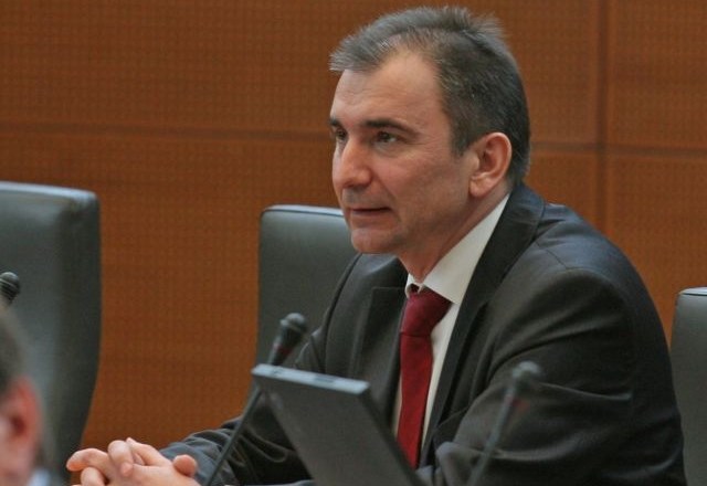 Predsednik DZ Janko Veber (SD)    