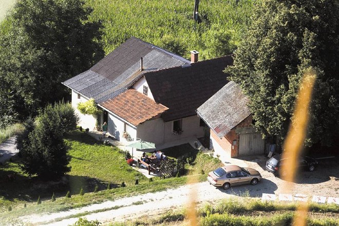 V hiši v osrčju Ljutomersko-Ormoških goric se je v ponedeljek zvečer zgodila družinska tragedija. 