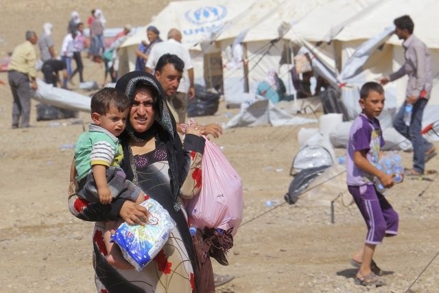 ZN: V iraški Kurdistan je pobegnilo več tisoč sirskih beguncev