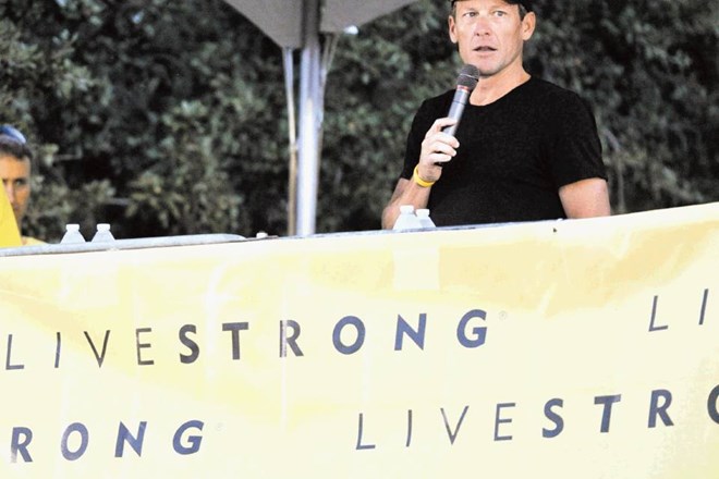 Nekdanji ameriški kolesar Lance Armstrong je premagal raka, ustanovil pa je tudi sklad za zbiranje sredstev za boj proti tej...