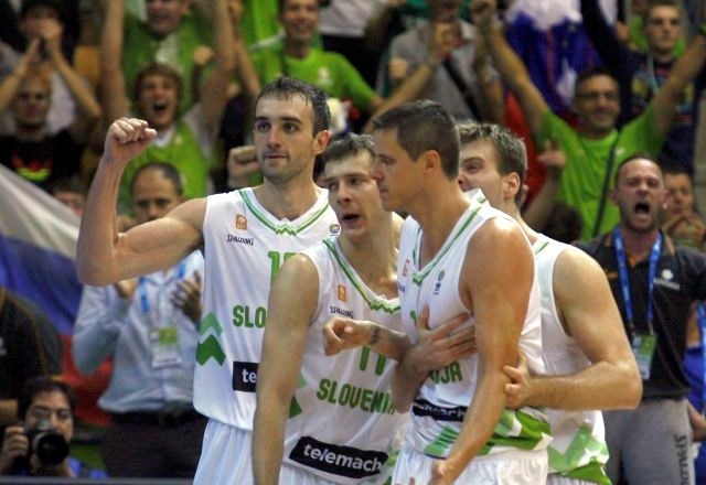 Slovenski košarkarji so na evropskem prvenstvu osvojili peto mesto. (Foto: Luka Cjuha) 