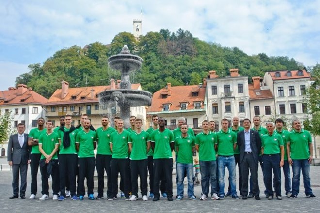 Ljubljanska ekipa bo tekmovalno sezono začela v petek, 5. oktobra, ko bo v uvodnem krogu lige Aba gostovala pri makedonski...