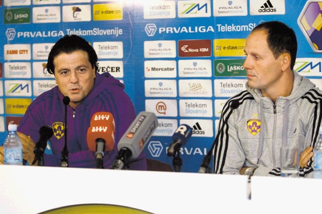 Športni direktor Zlatko Zahović (levo) je za trenerja izbral Anteja Šimundžo (desno), ki je četrti trener po Milku...