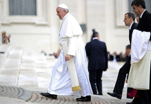 Papež Frančišek je priljubljen tudi med neverniki. 