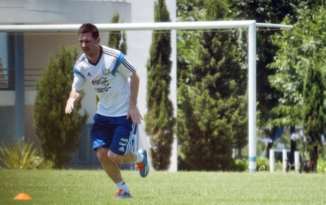Lionel Messi v Argentini že trenira. (Foto: Reuters) 