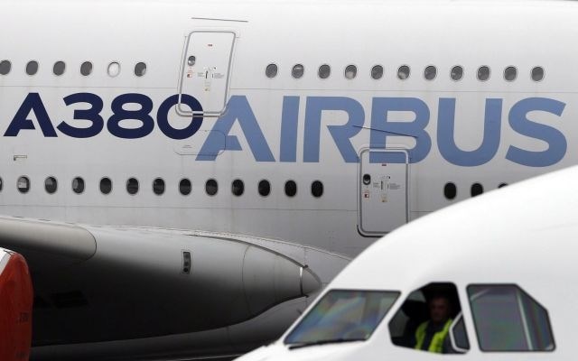 Airbus lani z rekordno prodajo, za Boeingom zaostal pri dobavi letal