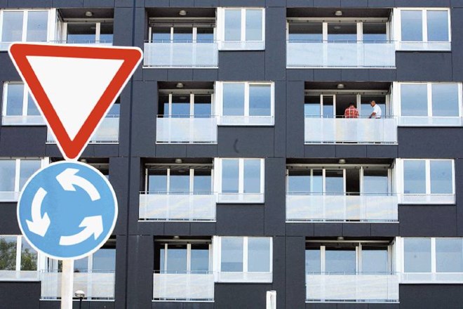 V želji, da bi za približno 240 neprodanih stanovanj v Celovških dvorih iztržili čim višjo kupnino, si Družba za upravljanje...