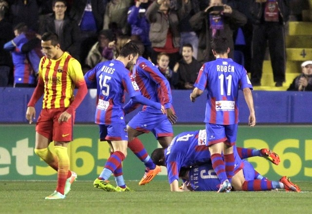 Nogometaši Levanteja so se včeraj proti Barecloni veselili velike točke. (Foto: Reuters) 
