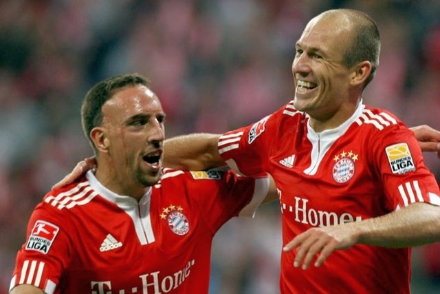 Franck Ribery (levo) želi z Bayernom tudi v letošnji sezoni osvojiti številne lovorike. (Foto: Reuters) 