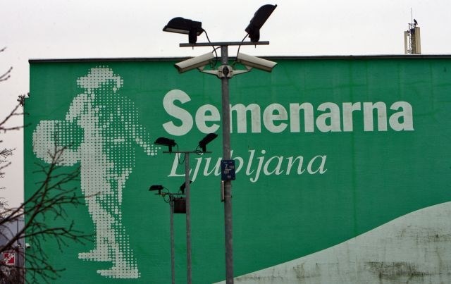 DBS je danes preklicala namero za odkup vseh preostalih delnic družbe Semenarna Ljubljana. 