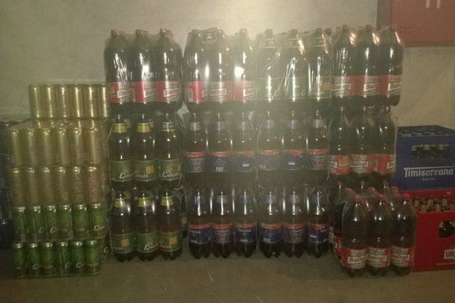 Cariniki v romunskem kombiju odkrili 561 litrov piva