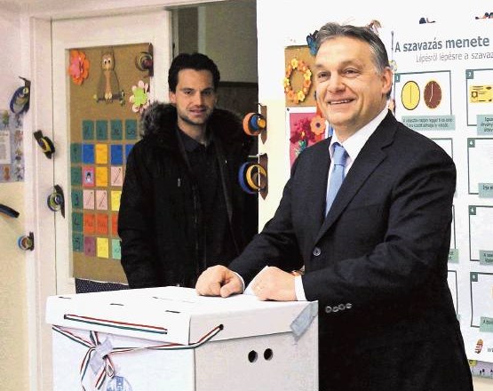 Viktorju Orbanu se je uresničila predvolilna želja po ponovno močni vladavini. 