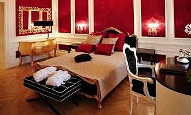 Schönbrunn bo omogočal nočitev v sobah nekdanjih kraljev in veljakov