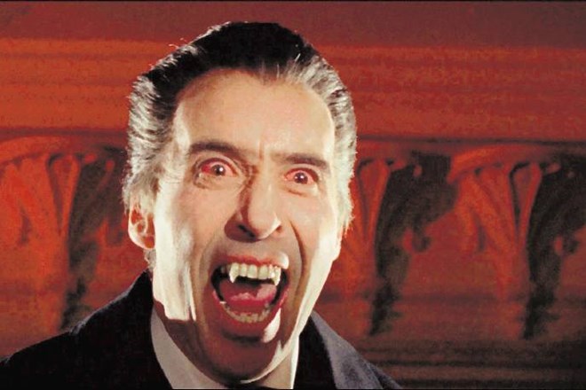 Igralec Christopher Lee je nedvomno eden najbolj znanih filmskih interpretov vampirskega grofa Drakule. 
