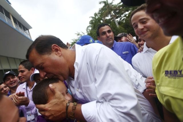 Na nedeljskih predsedniških volitvah v Panami je zmagal kandidat opozicijske stranke Partido Panamenista Juan Carlos Varela....