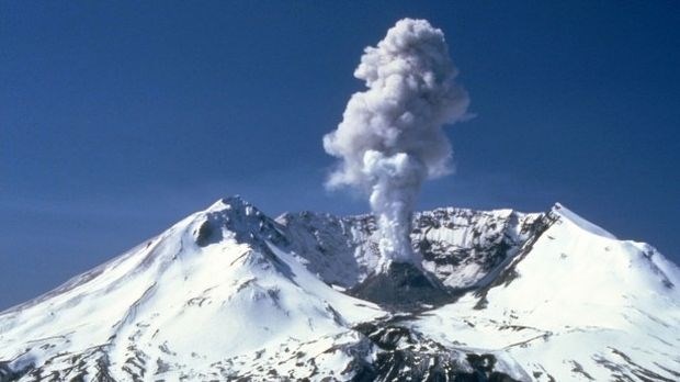Vulkan Sveta Helena se spet “polni”, a katastrofalnega izbruha ne bo