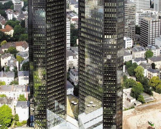 Deutsche Bank, sedež v Frankfurtu    
