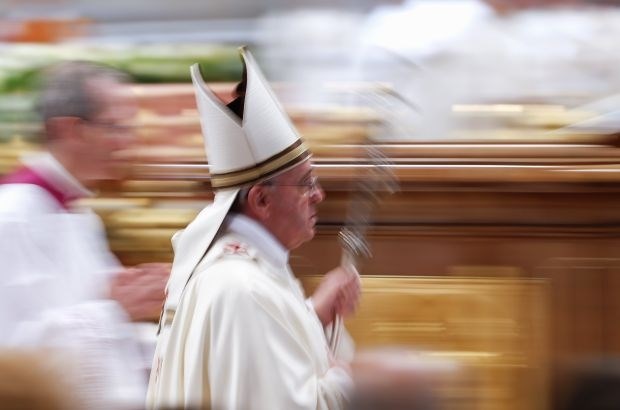 Papež pravi, da imajo pravico do krsta vsi, tudi Marsovci