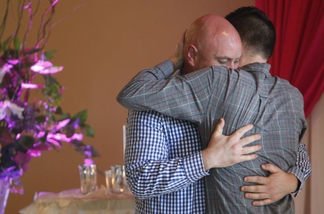 V Oregonu razveljavili prepoved porok istospolnih parov