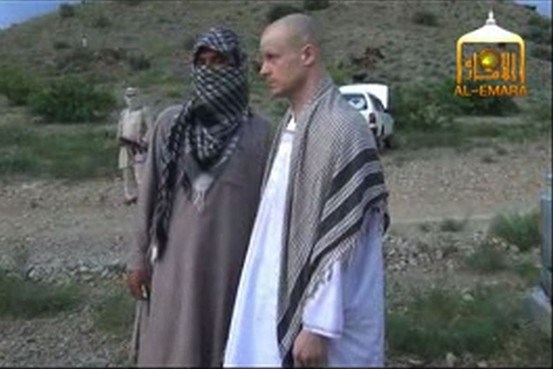 Talibani objavili videoposnetek izpustitve ameriškega vojaka (video)