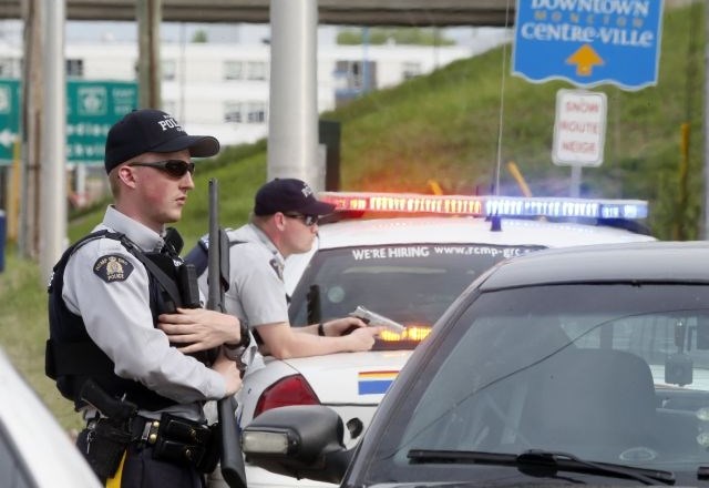 V Kanadi aretirali domnevnega morilca treh policistov