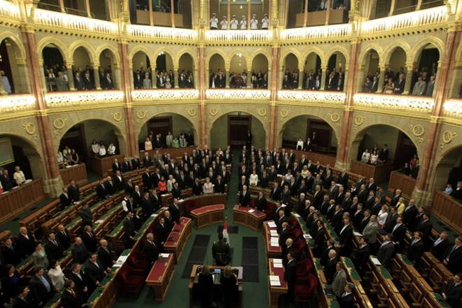 Na Madžarskem imenovanje in prisega že tretje Orbanove vlade