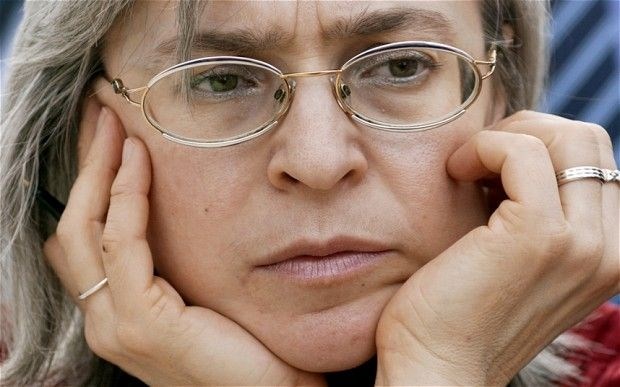 Ana Politkovska je bila leta 2006 dvakrat ustreljena v glavo. 