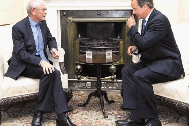 Britanski premier David Cameron je predsedniku evropskega sveta Hermanu van Rompuyju sporočil, da bo v petek zahteval...