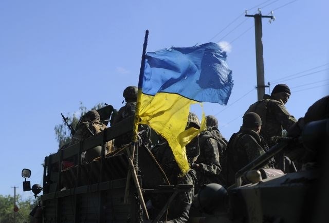 Večina upornikov je pred ukrajinskimi silami zbežala iz Slavjanska. 