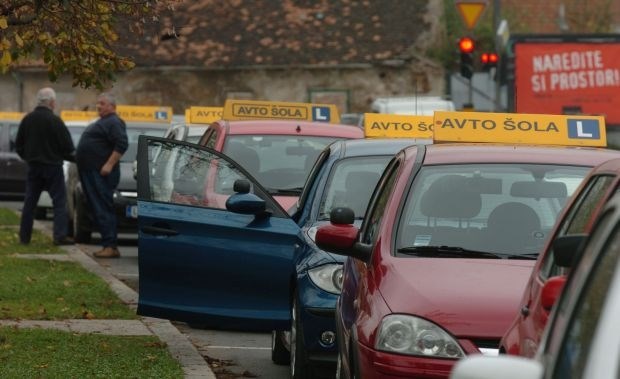 Slovenci bolj motorizirani od razvitejših držav EU