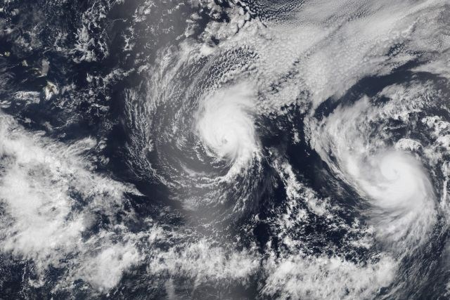 Havajskim otokom se približujeta kar dva orkana