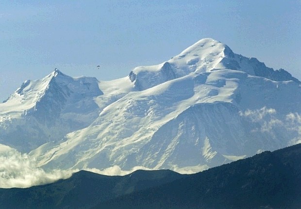 Na Mont Blancu našli še šestega mrtvega plezalca 