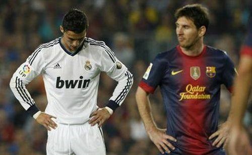 Cristiano Ronaldo in Lionel Messi lovita rekord Raula. (Foto: Reuters) 