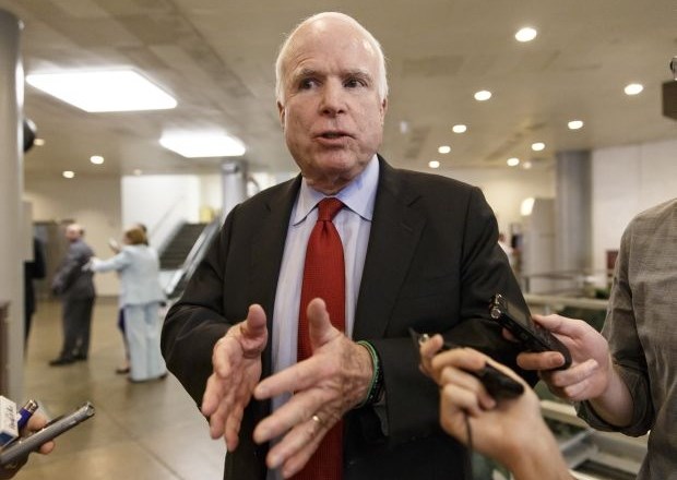 Senator McCain: Ljudje ne marajo republikancev in Obame 