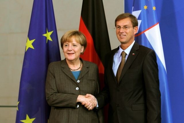 Angela Merkel in Miro Cerar. (Foto: Daniel Novakovič/STA) 
