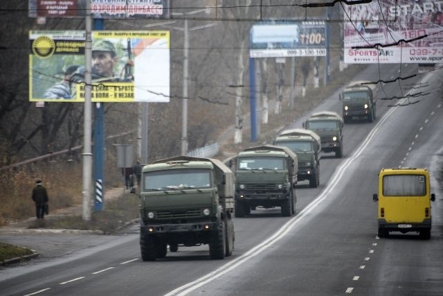 Že v petek je ukrajinska vojska sporočila, da je opazila kolono tankov in drugega težkega orožja, ki je na ozemlje Ukrajine...