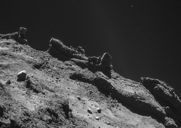 ESA vzpostavila stik z laboratorijem Philae, ki na kometu trenutno stoji stabilno 