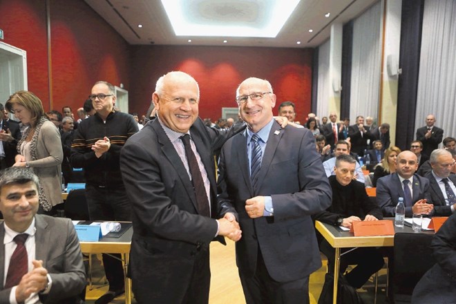 Od včeraj nekdanji predsednik OKS Janez Kocijančič je za zmago na volitvah čestital svojemu nasledniku Bogdanu Gabrovcu...