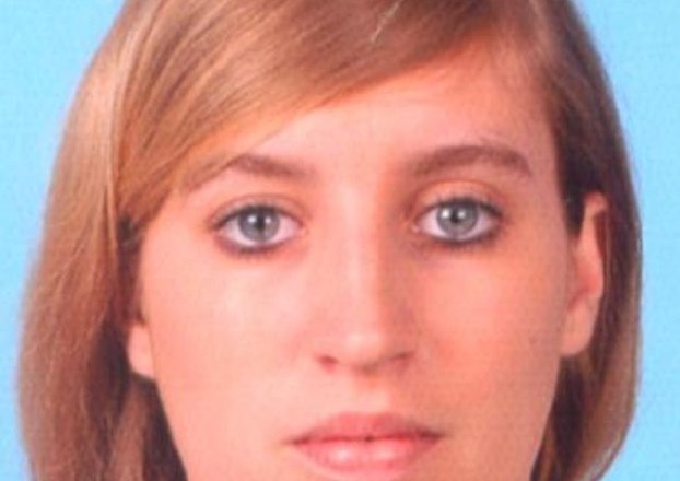 Pogrešajo 27-letno Katjo Sodja iz Bohinja. (Foto: policija/osebni arhiv) 