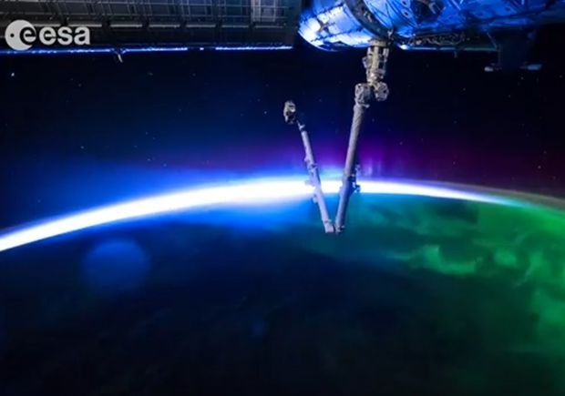 Kako astronavti vidijo Zemljo, njene nevihte in severni sij (video dneva) 